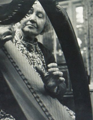 Mabel Dolmetsch 1955